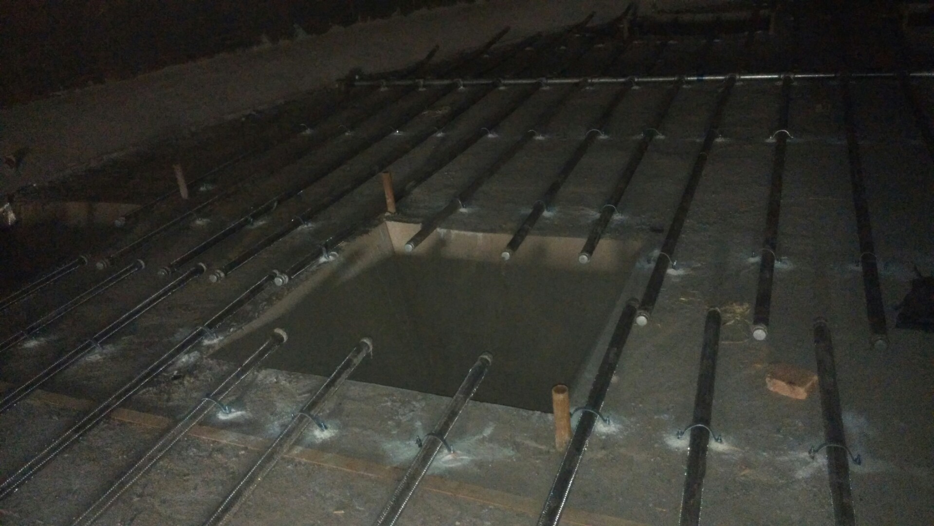 白云矿区流化棒